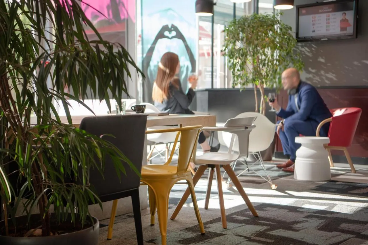 فندق Ibis Lyon Caluire Cite Internationale 3*, كالوير - إيه - كوير فرنسا
